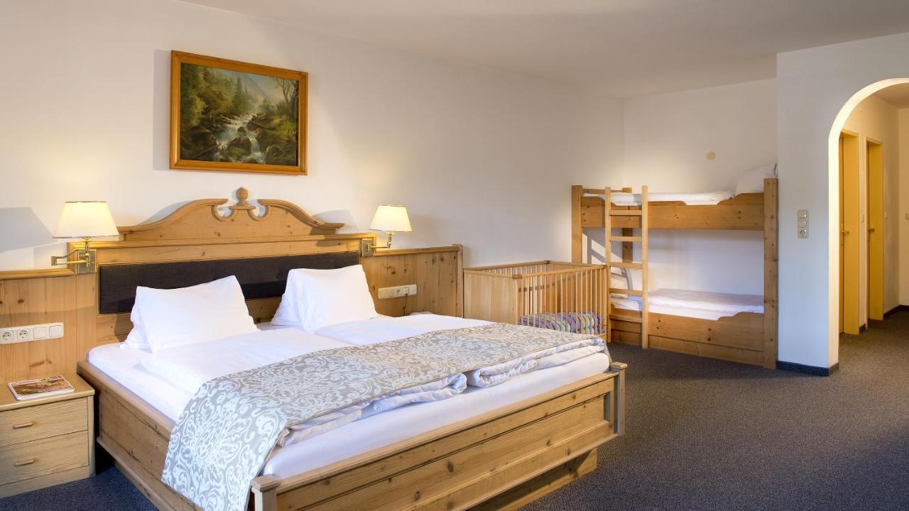 Hotel Wiesenegg Aurach bei Kitzbühel Esterno foto